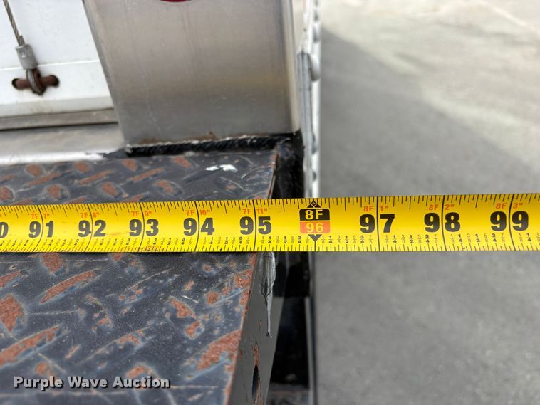 image for item EC8144 2019 Isuzu NRR box truck