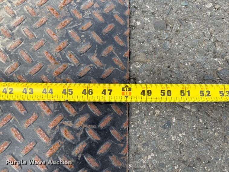 image for item EC8144 2019 Isuzu NRR box truck