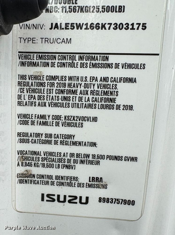 image for item EC8144 2019 Isuzu NRR box truck
