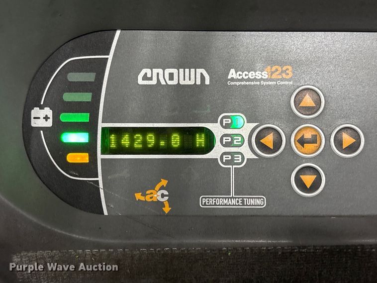 image for item EC8145 2018 Crown SP3520-30 order picker