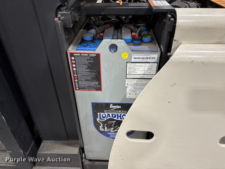 image for item EC8145 2018 Crown SP3520-30 order picker