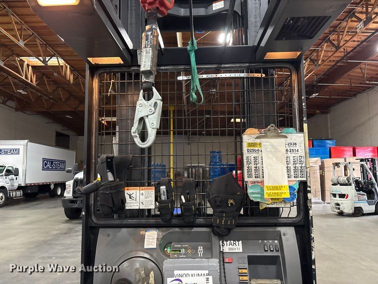 image for item EC8146 2018 Crown SP3520-30 order picker