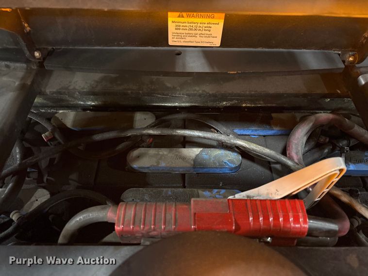 image for item EC8146 2018 Crown SP3520-30 order picker