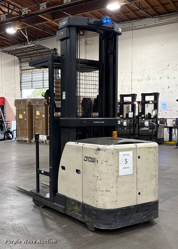 image for item EC8147 2017 Crown SP3500-30 order picker