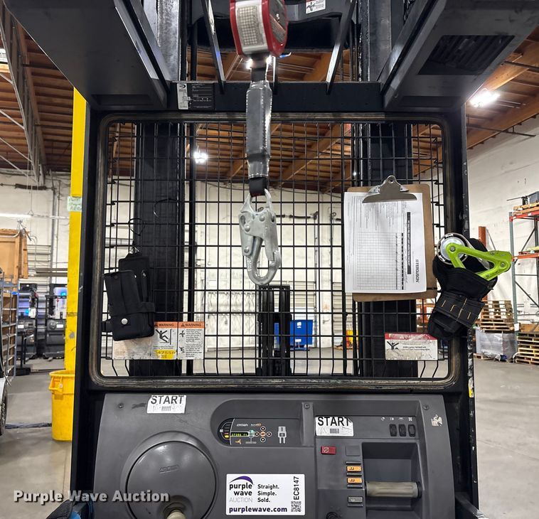 image for item EC8147 2017 Crown SP3500-30 order picker