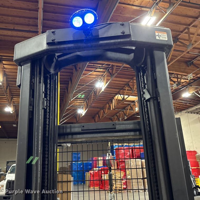 image for item EC8147 2017 Crown SP3500-30 order picker