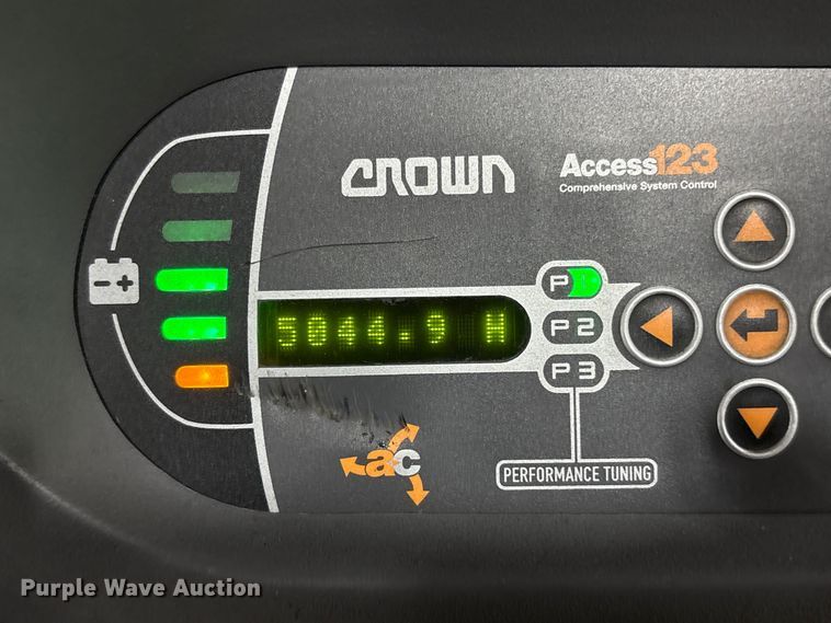 image for item EC8148 2015 Crown SP3520-30 order picker