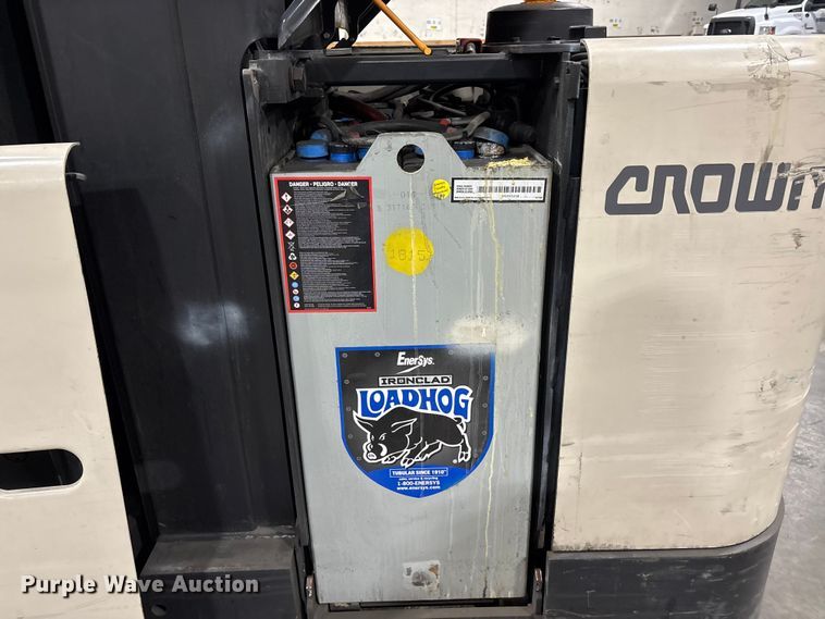 image for item EC8148 2015 Crown SP3520-30 order picker