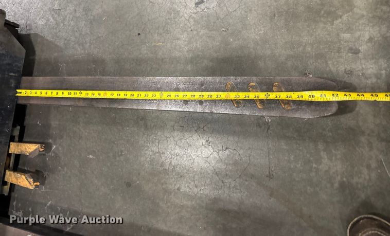 image for item EC8149 2017 Crown SP3520-30 order picker