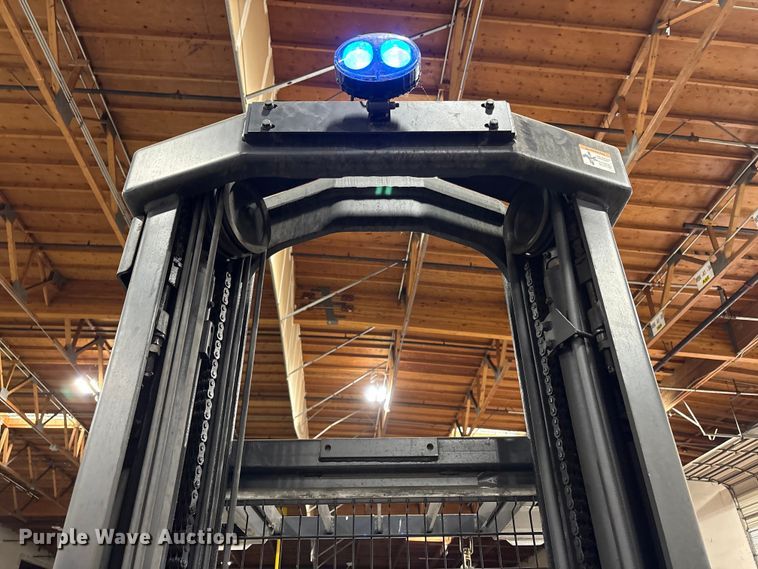 image for item EC8149 2017 Crown SP3520-30 order picker