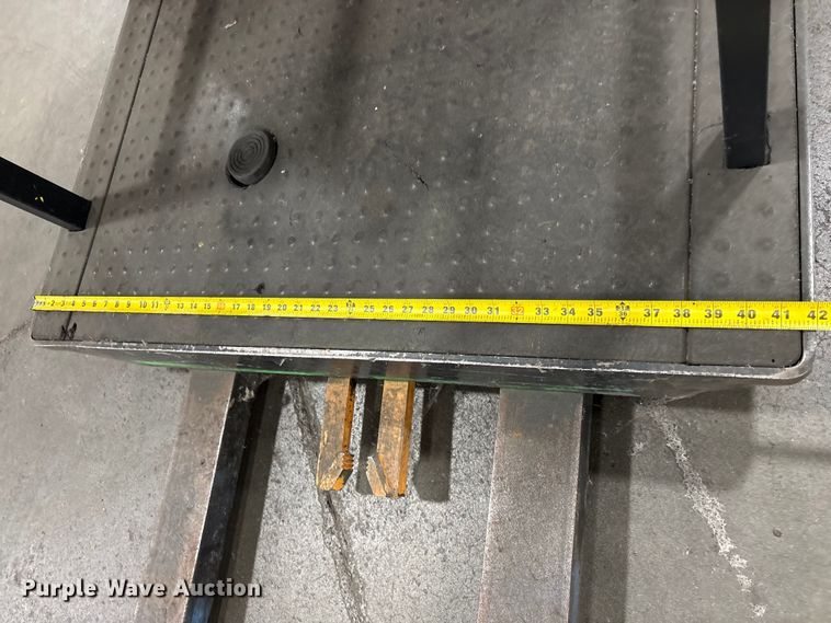 image for item EC8150 2017 Crown SP3520-30 order picker