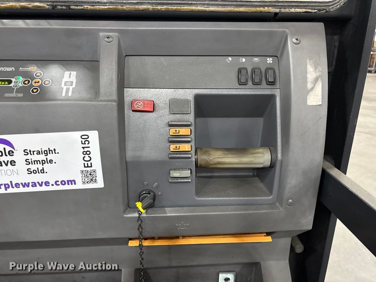 image for item EC8150 2017 Crown SP3520-30 order picker