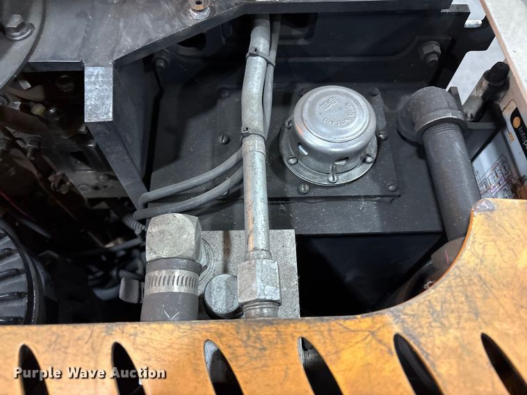 image for item EC8150 2017 Crown SP3520-30 order picker