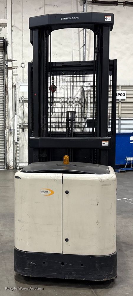 image for item EC8151 2016 Crown SP3520-30 order picker