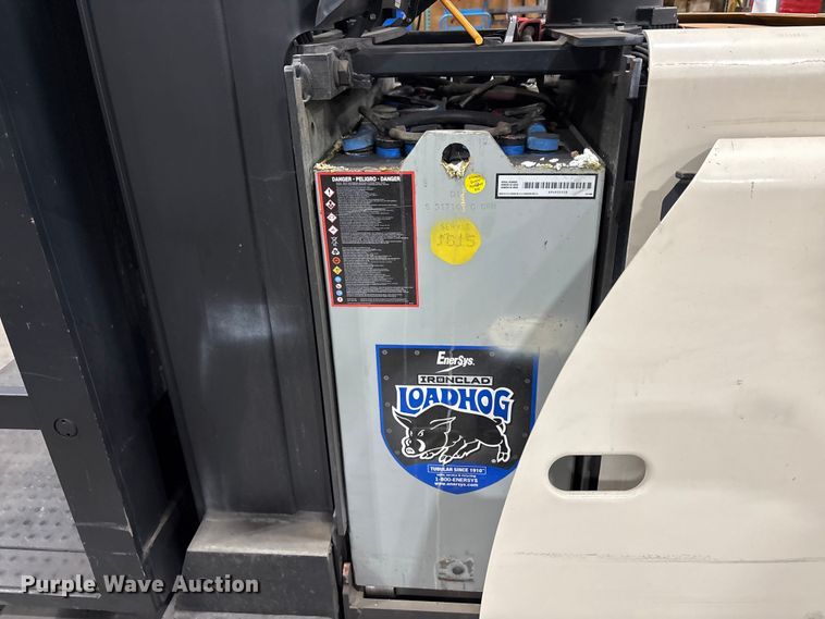 image for item EC8151 2016 Crown SP3520-30 order picker