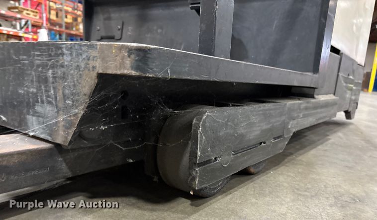 image for item EC8151 2016 Crown SP3520-30 order picker