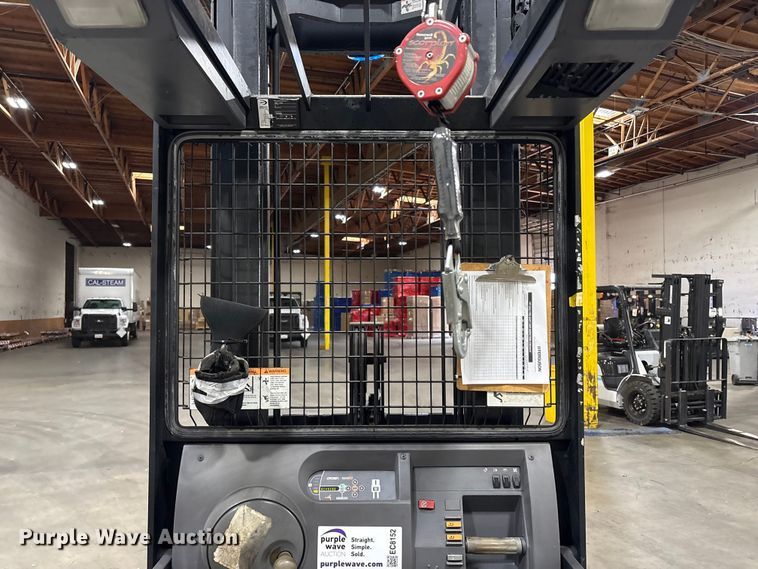 image for item EC8152 2017 Crown SP3520-30 order picker