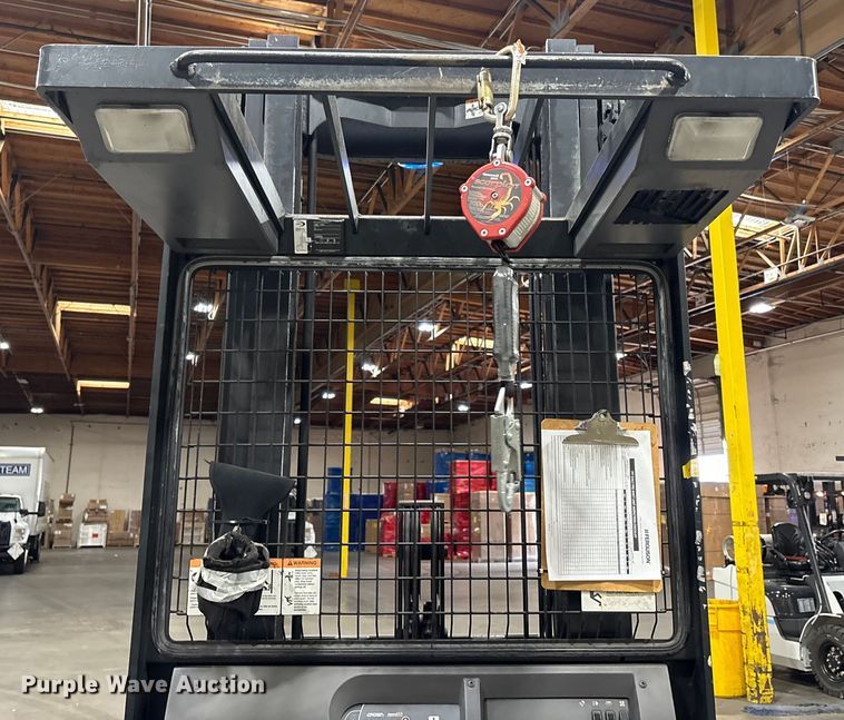 image for item EC8152 2017 Crown SP3520-30 order picker