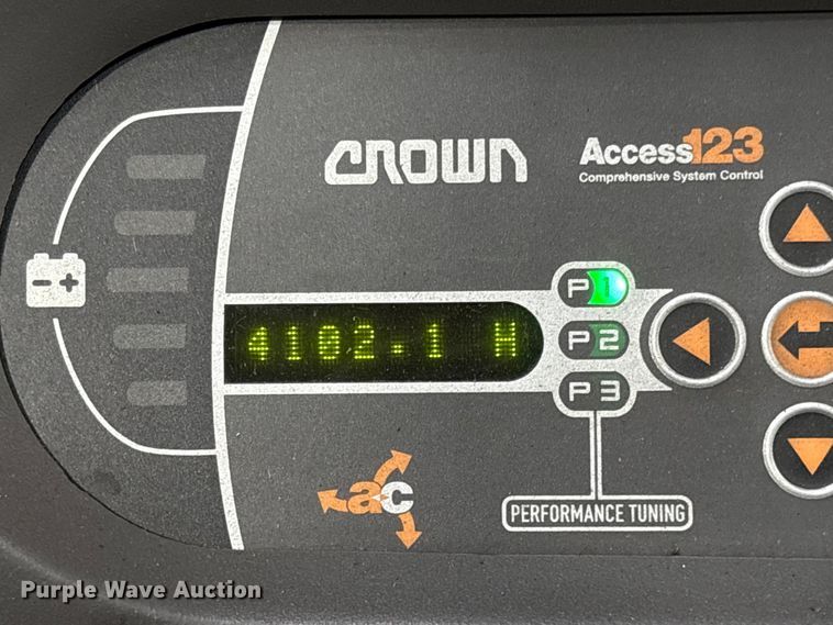 image for item EC8152 2017 Crown SP3520-30 order picker