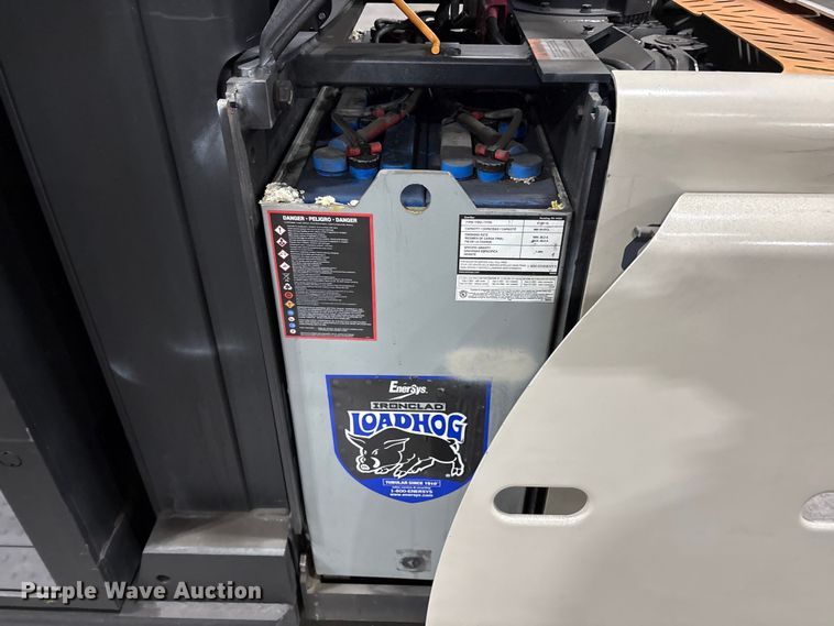 image for item EC8152 2017 Crown SP3520-30 order picker