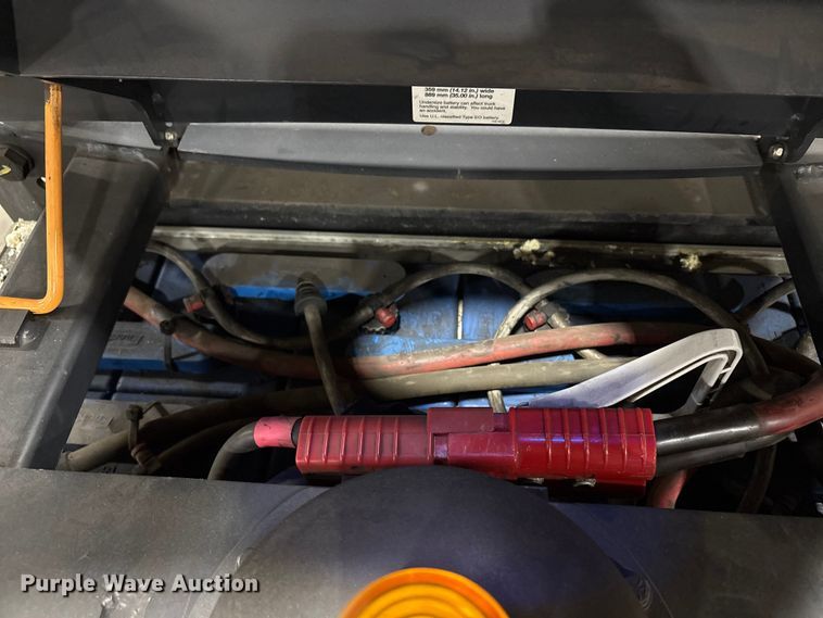 image for item EC8152 2017 Crown SP3520-30 order picker