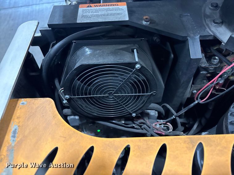 image for item EC8153 2017 Crown SP3520-30 order picker