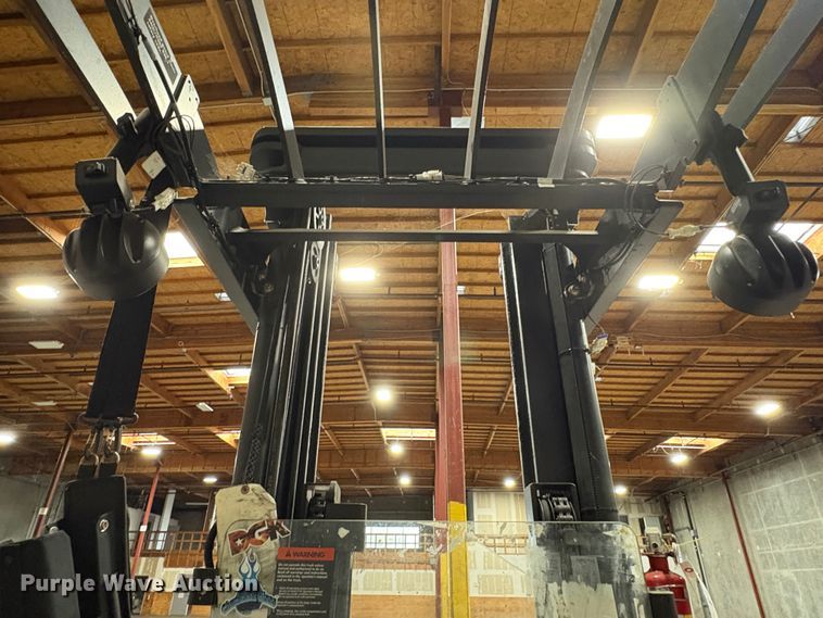 image for item EC8154 2017 Raymond 7310 reach truck