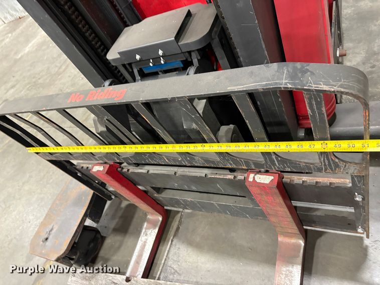 image for item EC8154 2017 Raymond 7310 reach truck