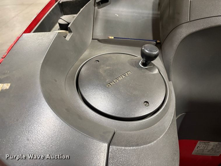 image for item EC8154 2017 Raymond 7310 reach truck