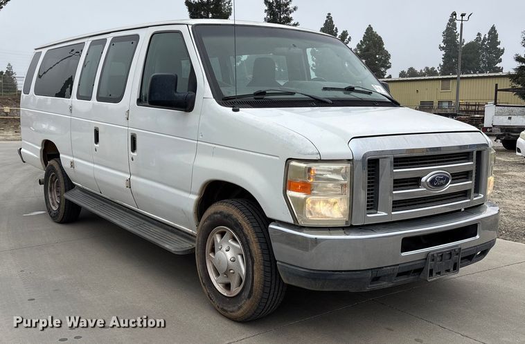 image for item EC8165 2012 Ford E350 Super Duty van
