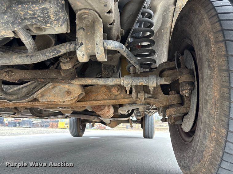 image for item EC8165 2012 Ford E350 Super Duty van