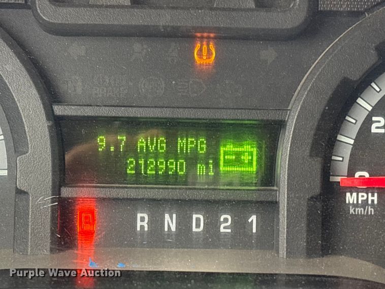 image for item EC8165 2012 Ford E350 Super Duty van