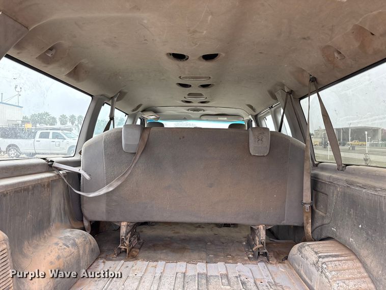 image for item EC8165 2012 Ford E350 Super Duty van