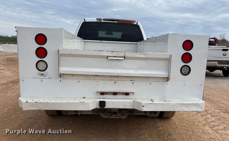 image for item ED2391 2014 Chevrolet Silverado 3500HD Crew Cab utility bed pickup truck