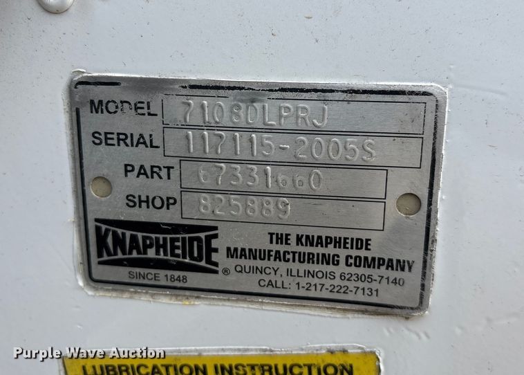 image for item ED2391 2014 Chevrolet Silverado 3500HD Crew Cab utility bed pickup truck