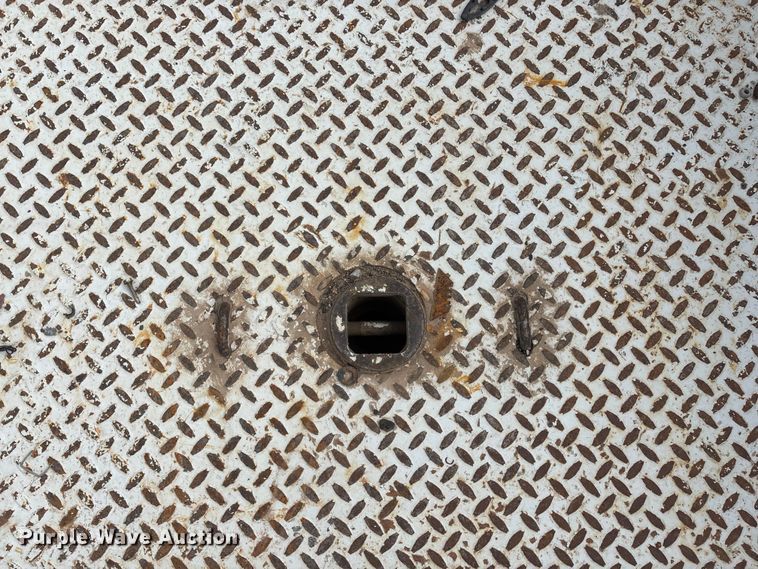 image for item ED2391 2014 Chevrolet Silverado 3500HD Crew Cab utility bed pickup truck