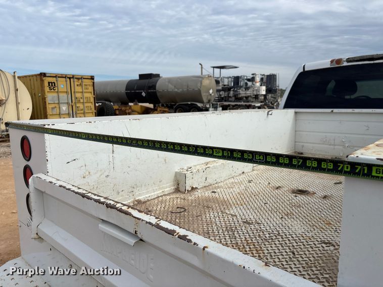 image for item ED2391 2014 Chevrolet Silverado 3500HD Crew Cab utility bed pickup truck