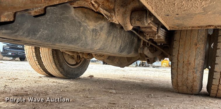 image for item ED2391 2014 Chevrolet Silverado 3500HD Crew Cab utility bed pickup truck