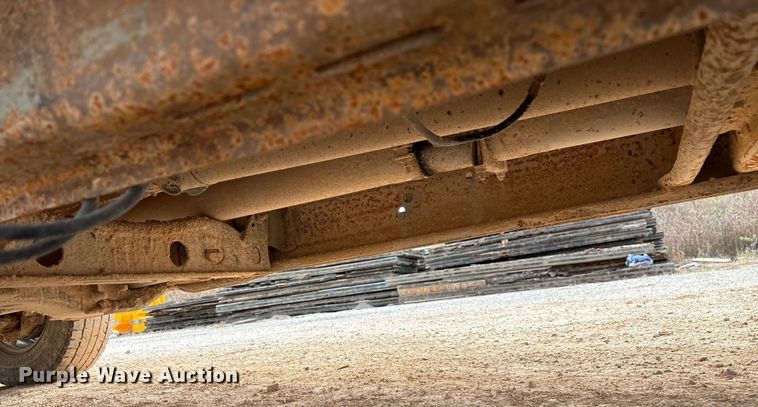 image for item ED2391 2014 Chevrolet Silverado 3500HD Crew Cab utility bed pickup truck