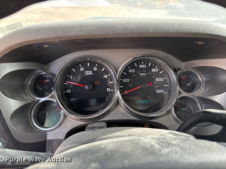 image for item ED2391 2014 Chevrolet Silverado 3500HD Crew Cab utility bed pickup truck