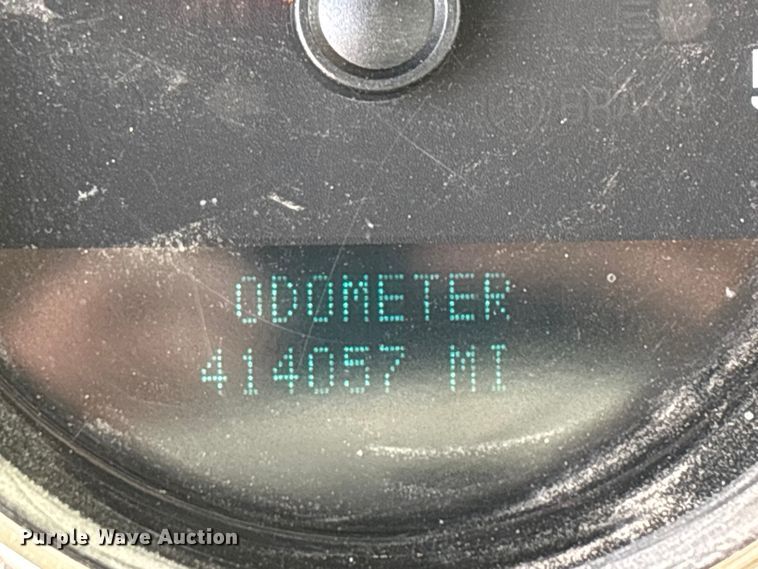 image for item ED2391 2014 Chevrolet Silverado 3500HD Crew Cab utility bed pickup truck