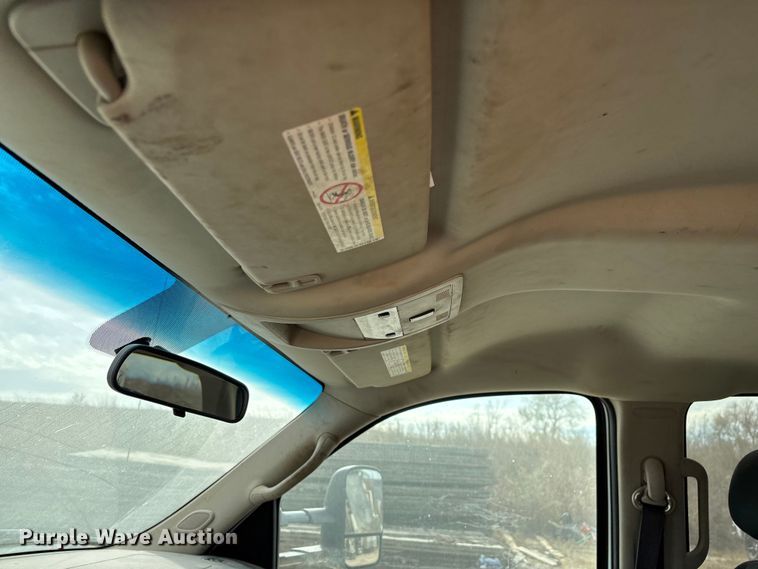 image for item ED2391 2014 Chevrolet Silverado 3500HD Crew Cab utility bed pickup truck