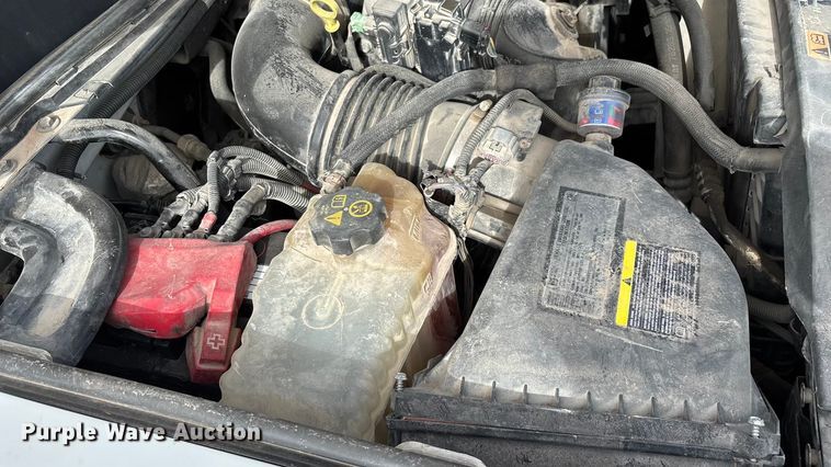 image for item ED2391 2014 Chevrolet Silverado 3500HD Crew Cab utility bed pickup truck