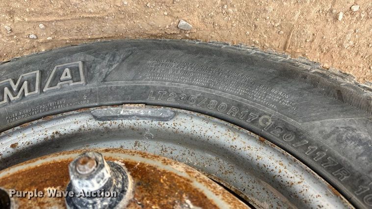 image for item ED2391 2014 Chevrolet Silverado 3500HD Crew Cab utility bed pickup truck