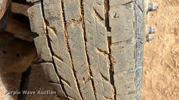 image for item ED2391 2014 Chevrolet Silverado 3500HD Crew Cab utility bed pickup truck