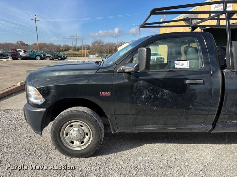 image for item ED2401 2017 RAM 2500 pickup truck