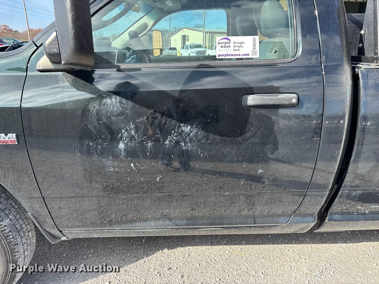 image for item ED2401 2017 RAM 2500 pickup truck