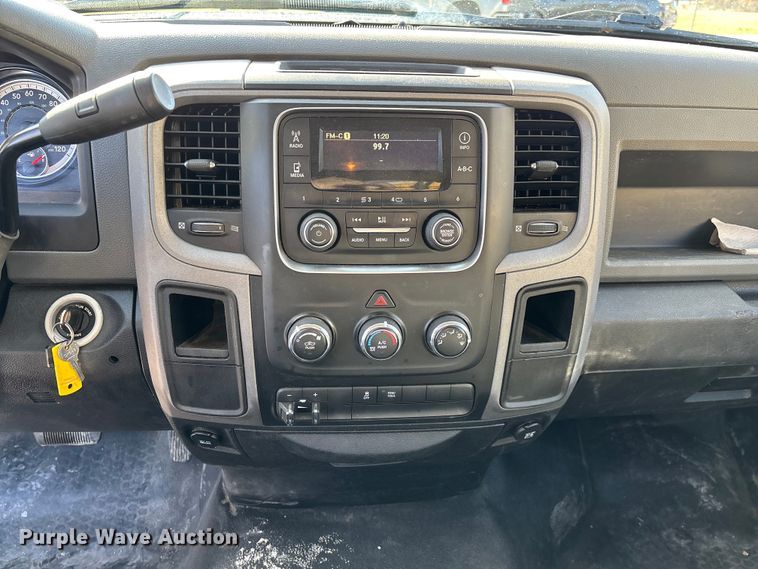 image for item ED2401 2017 RAM 2500 pickup truck