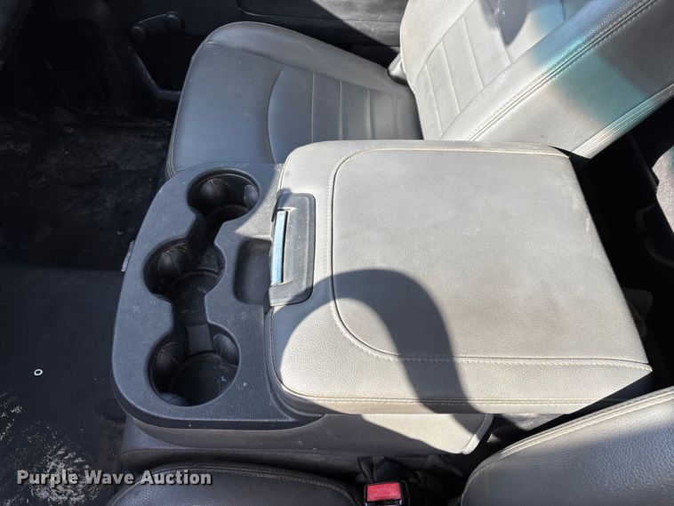 image for item ED2401 2017 RAM 2500 pickup truck