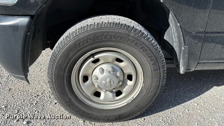 image for item ED2401 2017 RAM 2500 pickup truck